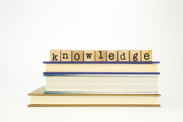 洛阳二外小学一年级开设英语课吗